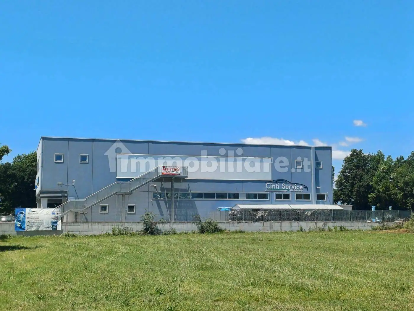 Palazzo - Edificio in Affitto - foto 2