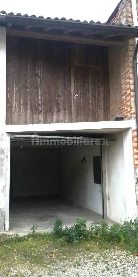 Casa indipendente in vendita a Inverno e Monteleone