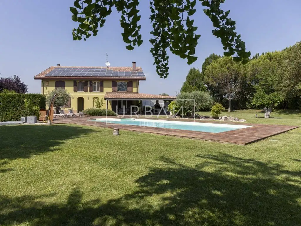 Villa in vendita a Forlì