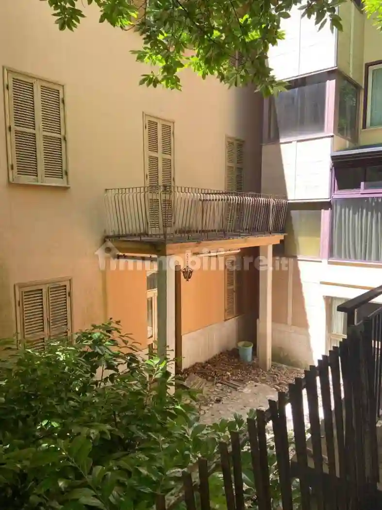 Palazzo - Edificio - foto 2