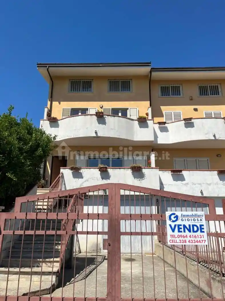 Villa a schiera via Nicola Ursino 7C, Gioiosa Ionica - foto 4