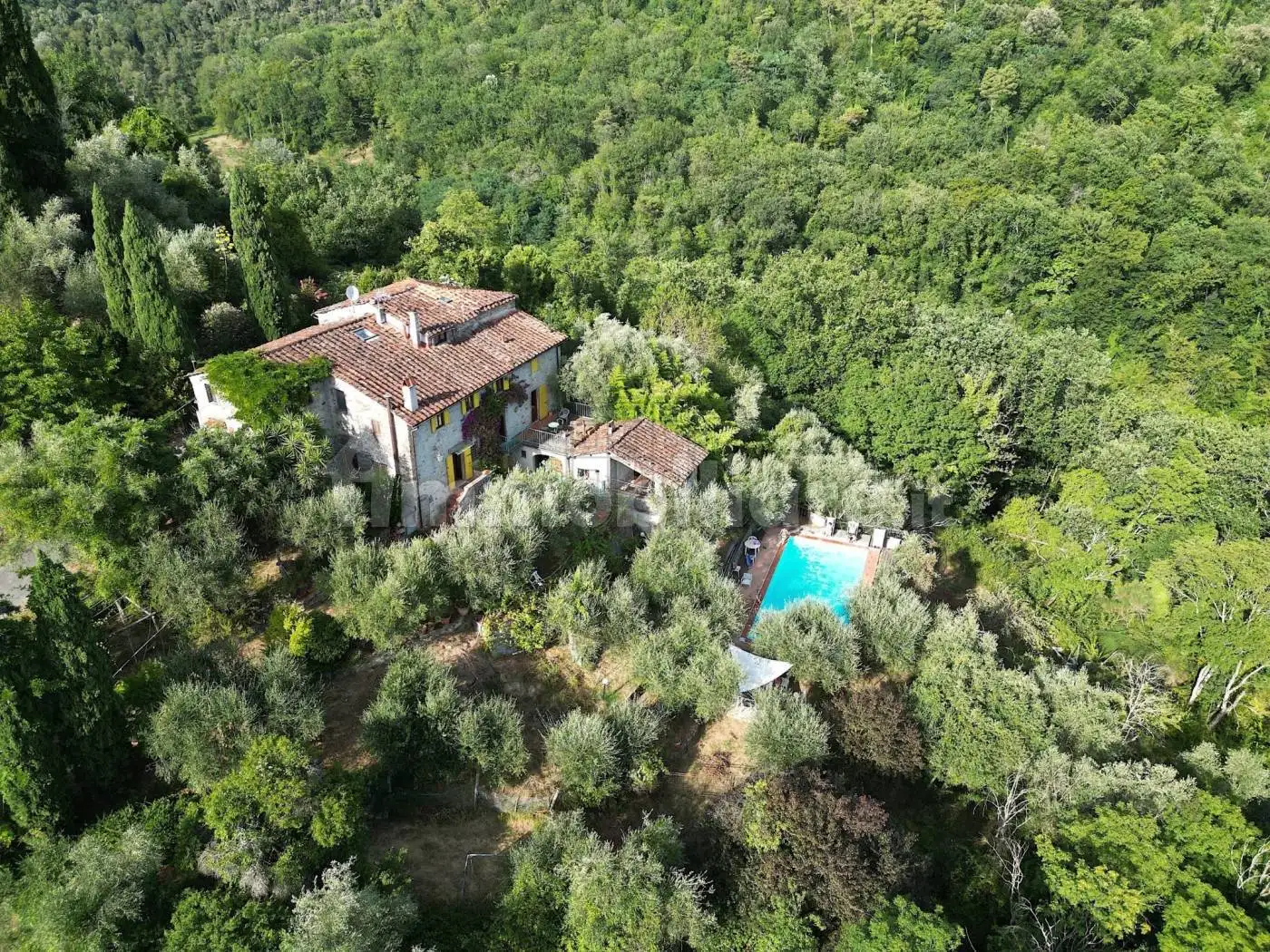 Rustico - Casale in vendita a Lucca