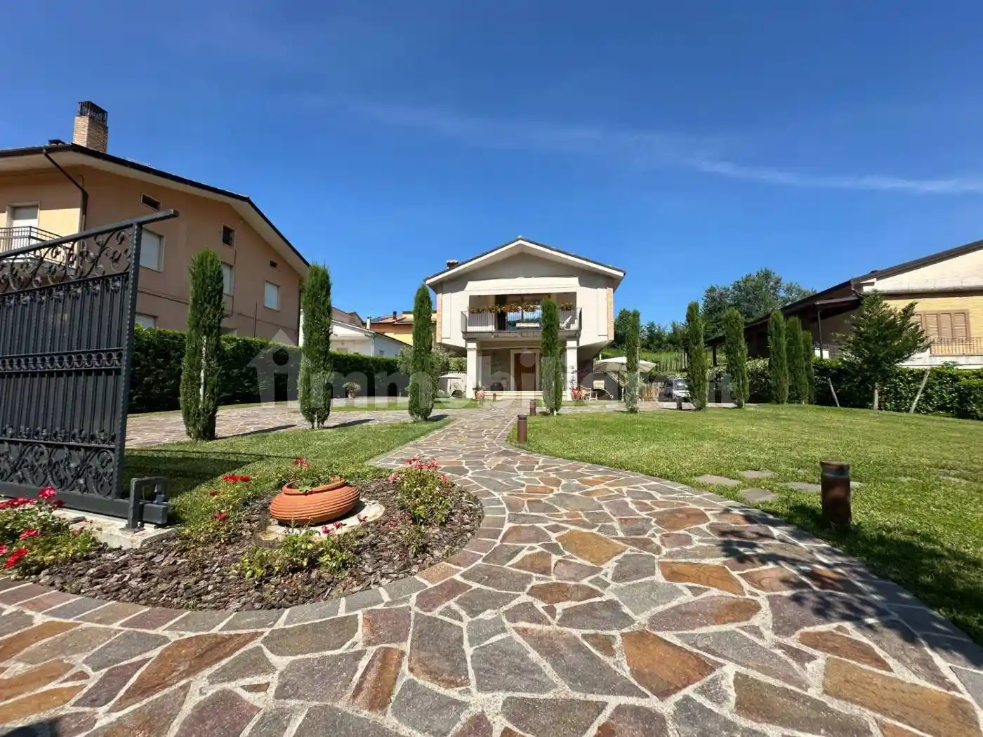 Villa unifamiliare via San Gabriele 76, Centro, Isola del Gran Sasso d'Italia - foto 3