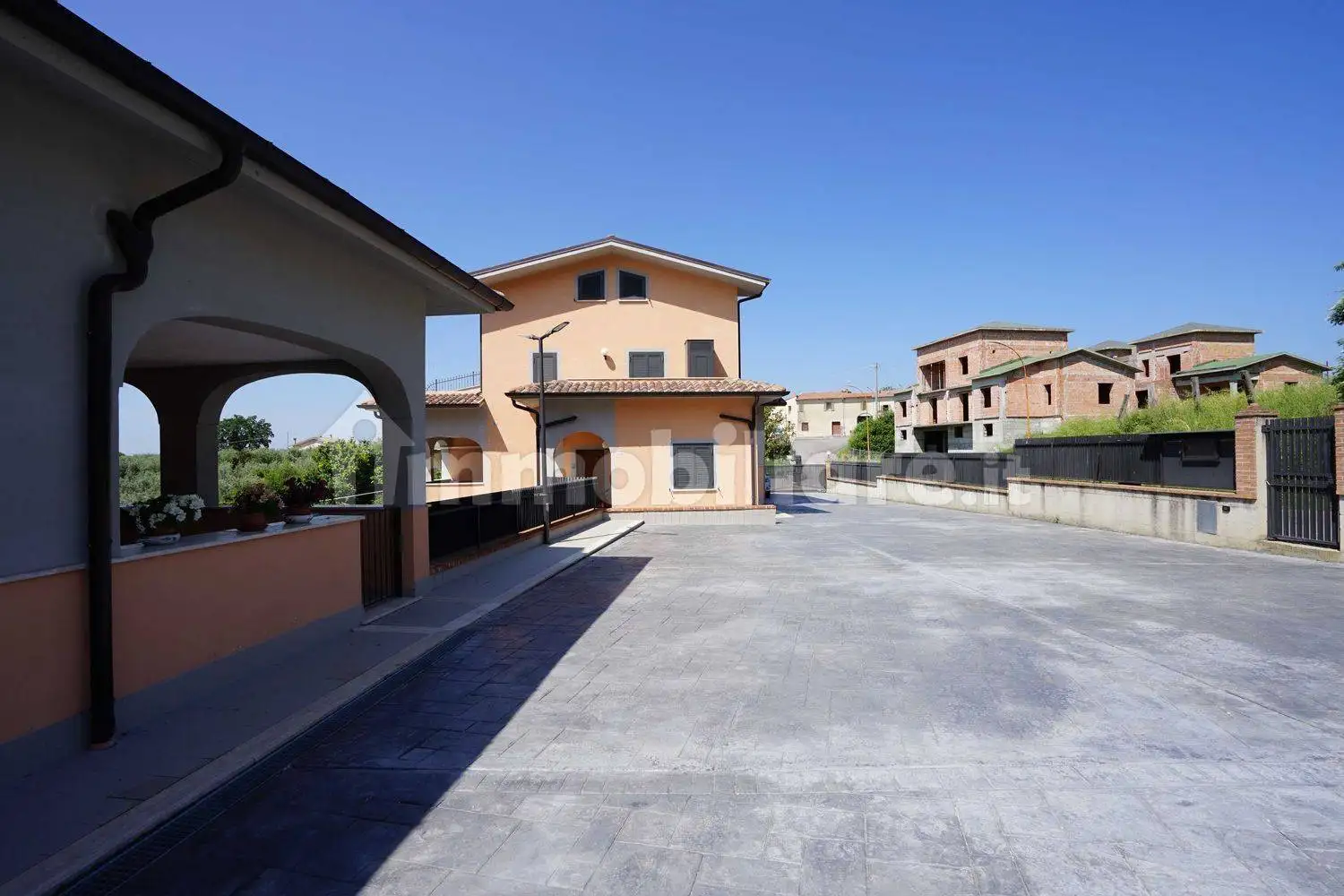 Appartamento in affitto a Fara in Sabina