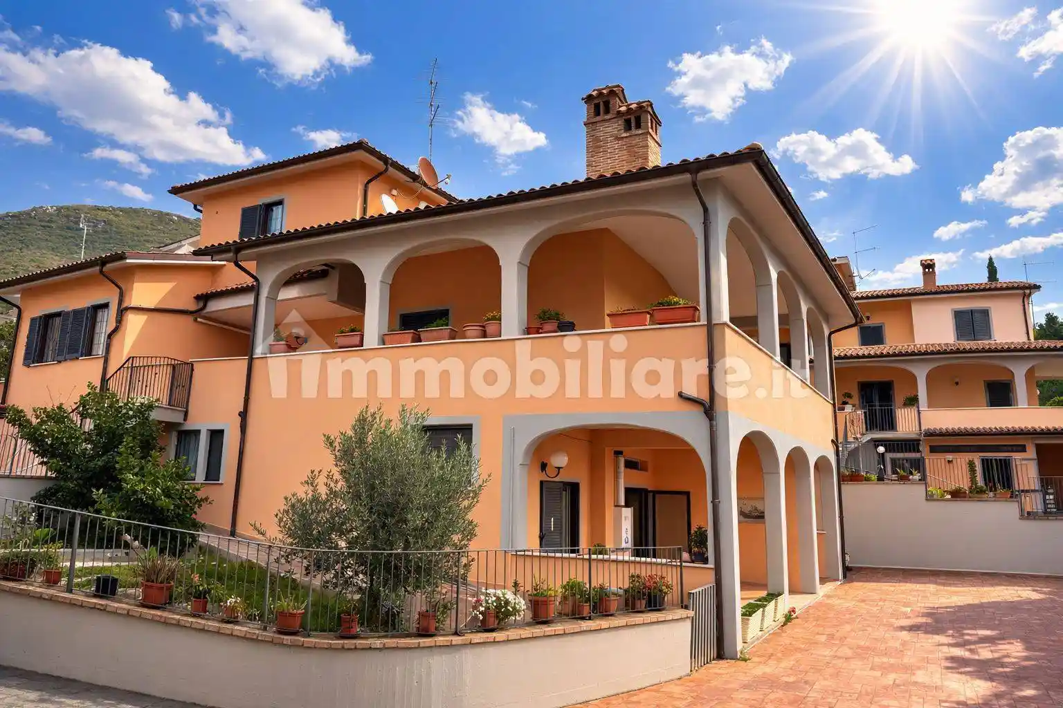 Appartamento in affitto a Fara in Sabina