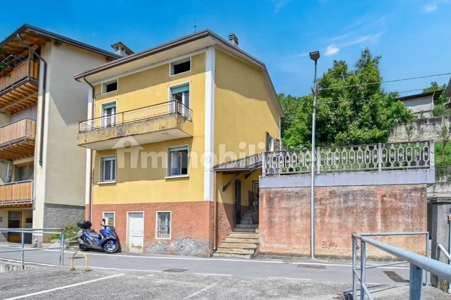 Casa indipendente in vendita a Gazzaniga