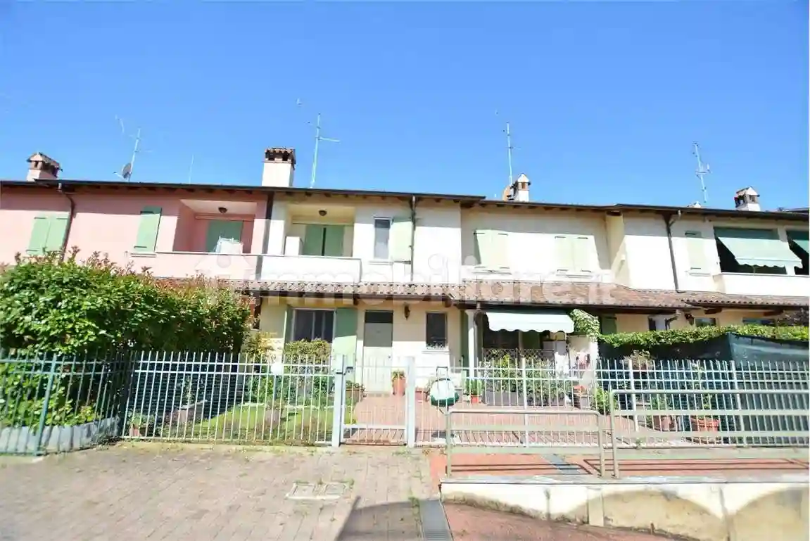 Villetta a schiera - foto 2