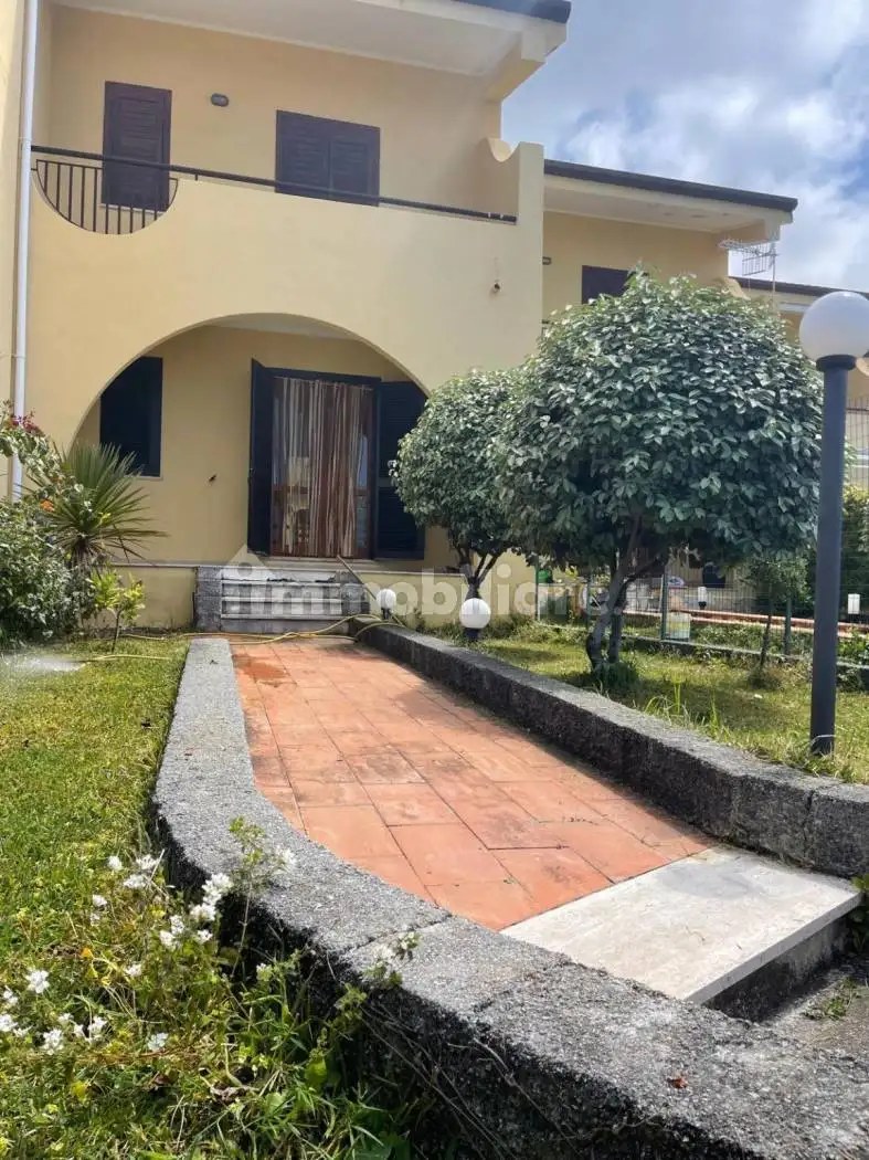 Villetta a schiera in affitto a Praia a Mare