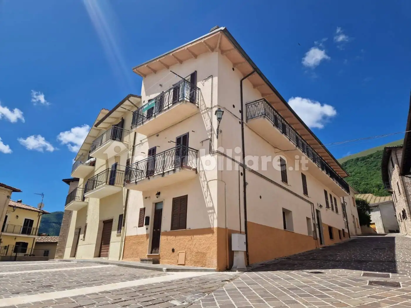 Appartamento in vendita a Poggiodomo