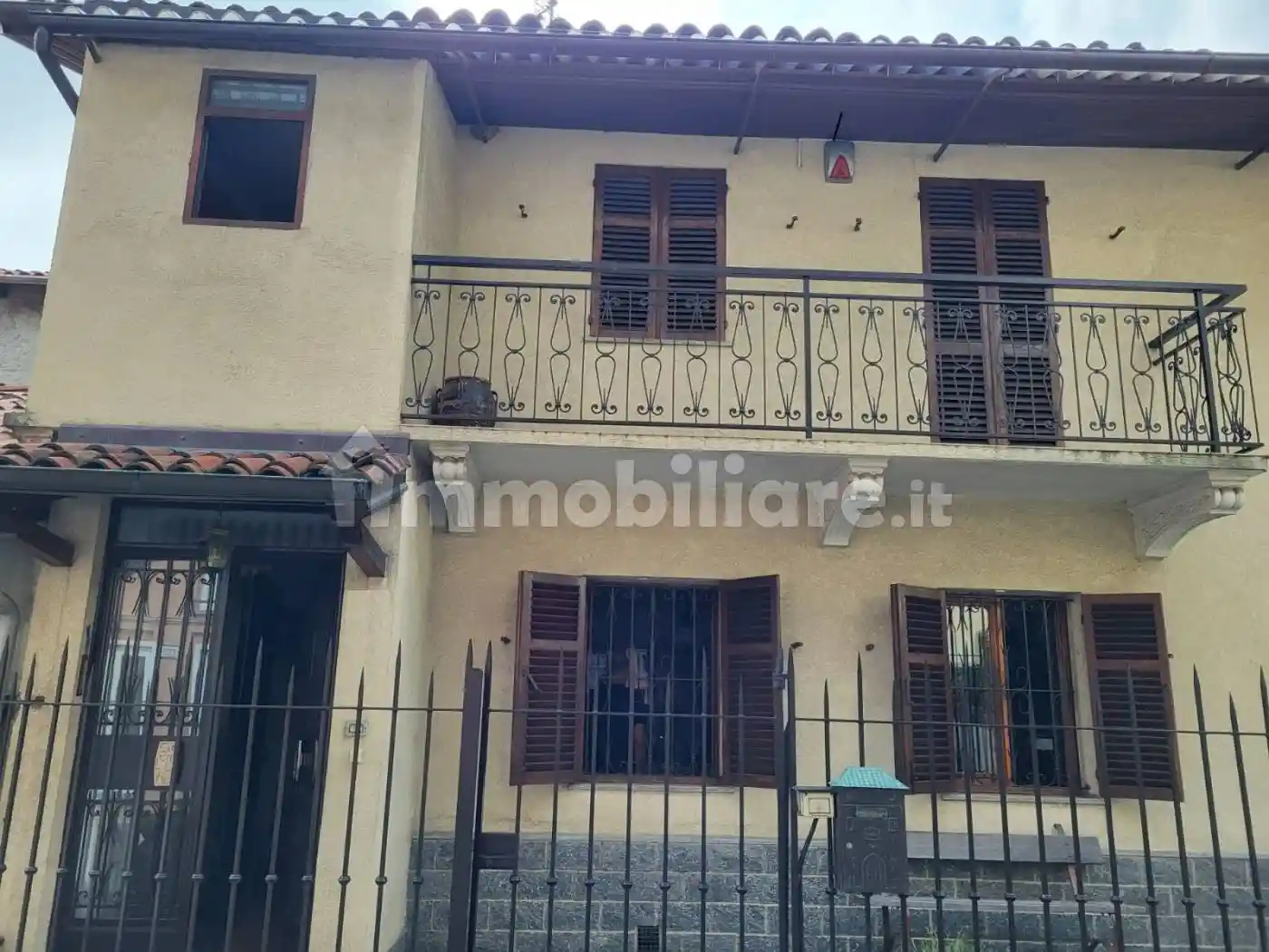 Casa indipendente in vendita a Biella