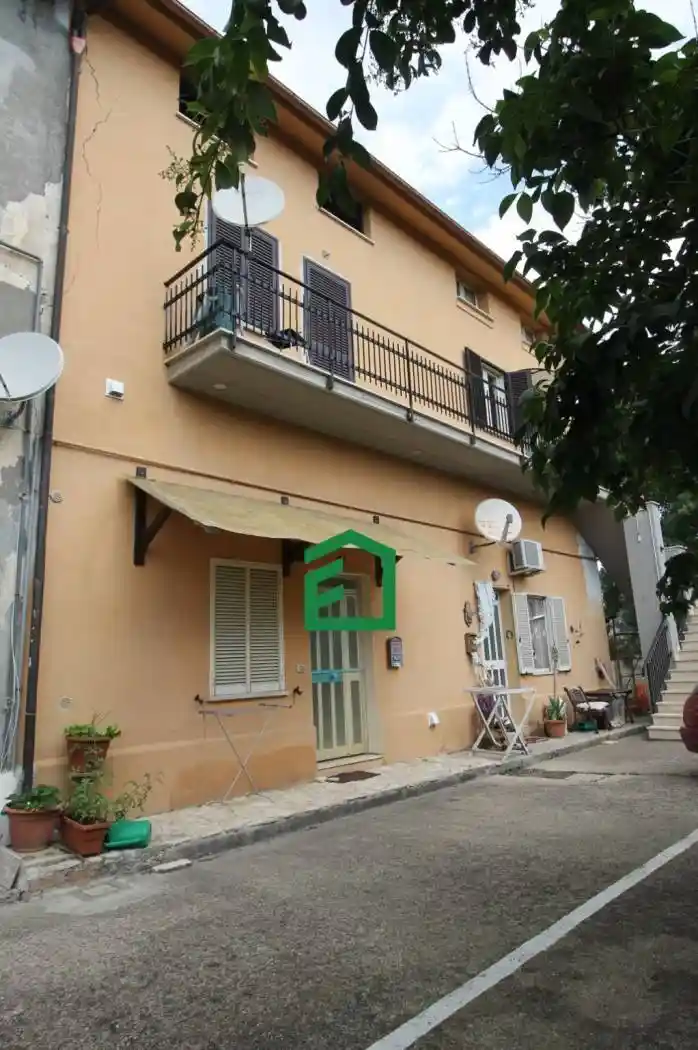 Appartamento in vendita a Attigliano