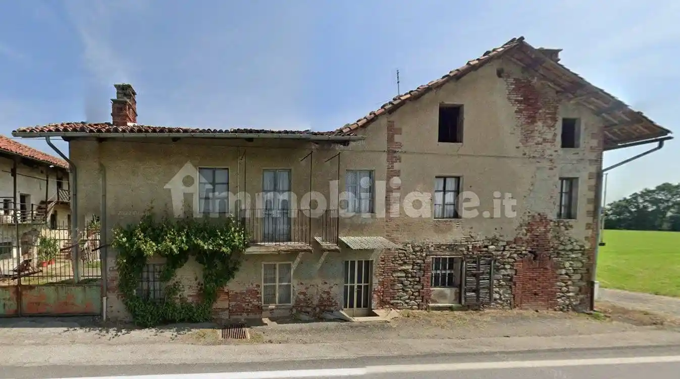 Rustico - Casale in vendita a Roletto