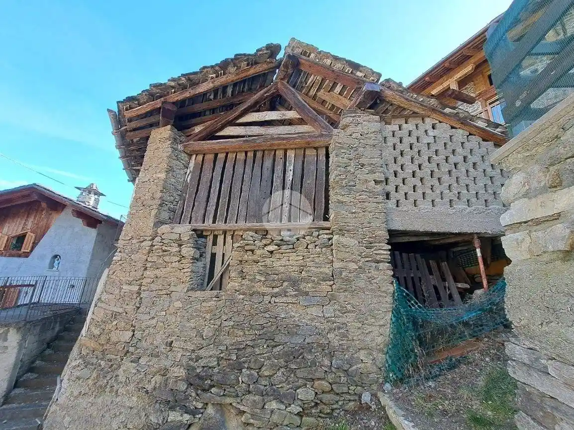 Casa indipendente in vendita a Introd