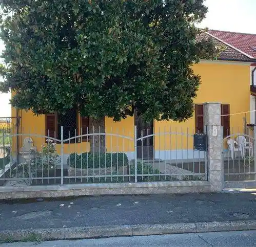 Villa in vendita a Alluvioni Piovera