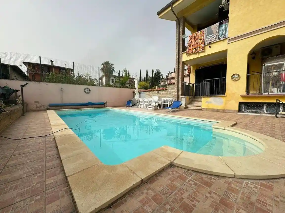 Villetta a schiera in vendita a Roma