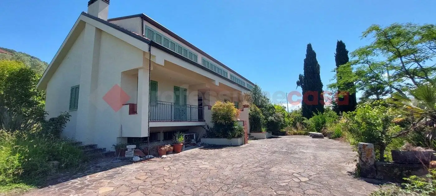 Terratetto unifamiliare 460 m², buono stato, Centro, Broccostella - foto 2