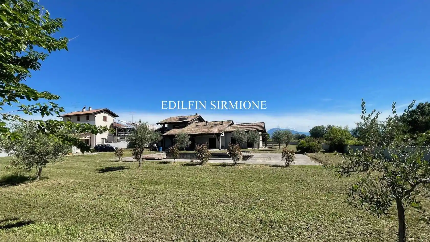 Villa in vendita a Desenzano del Garda