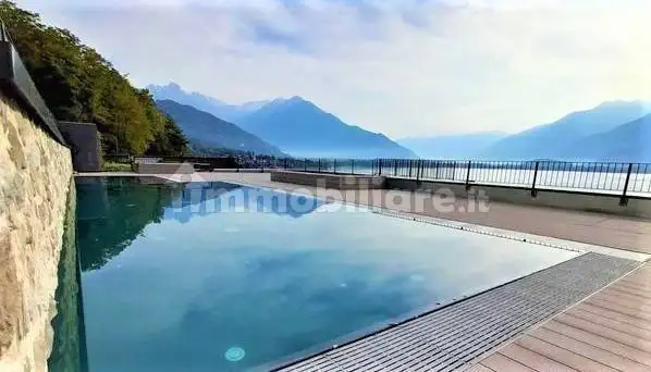 Appartamento in vendita a Gera Lario