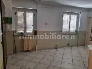 Trilocale via Camillo Benso di Cavour 75, Centro, Potenza - foto 4