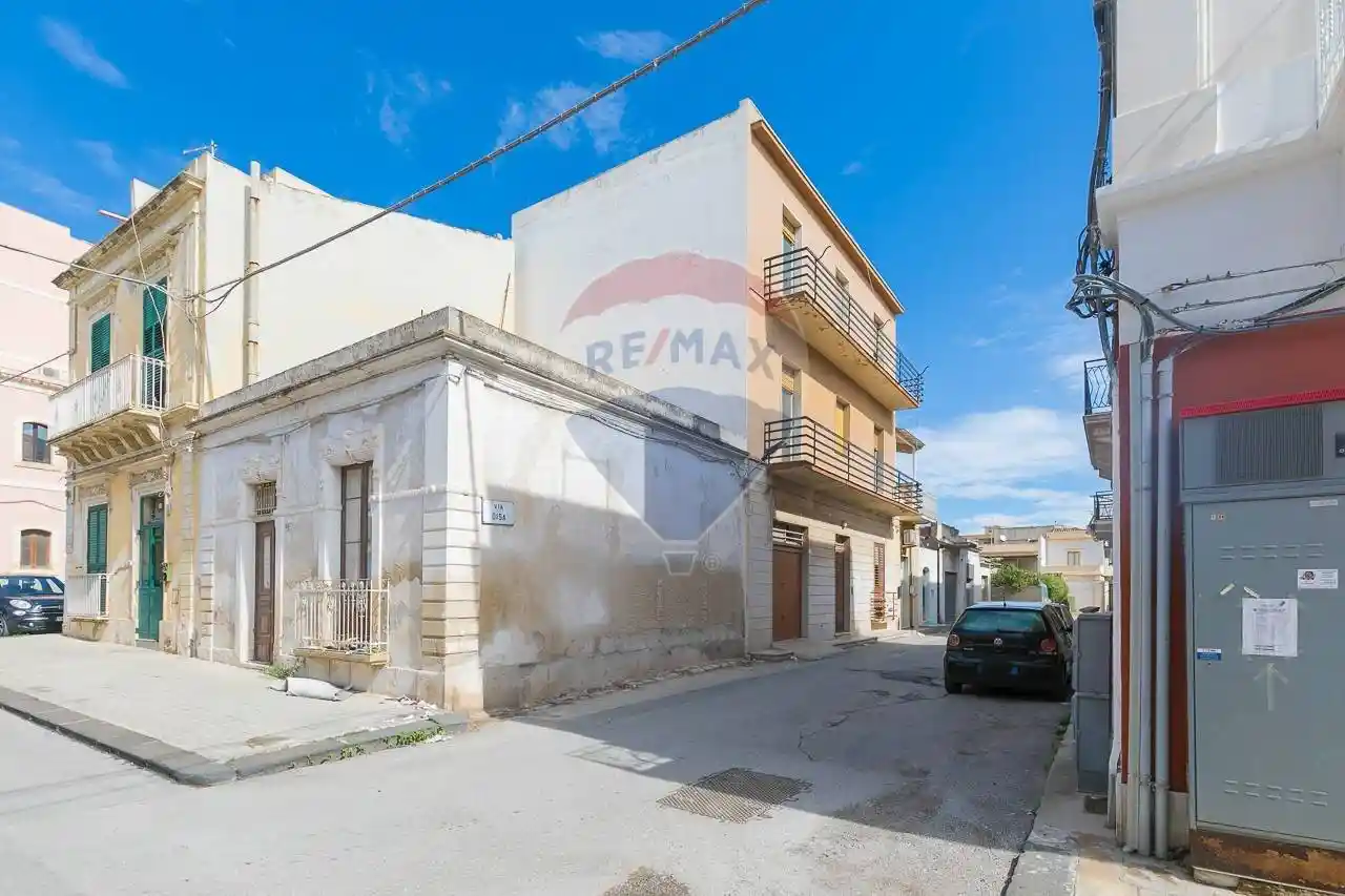 Casa indipendente in vendita a Avola