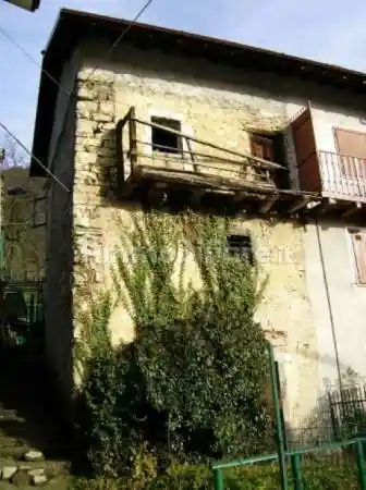 Rustico - Casale in vendita a Locatello