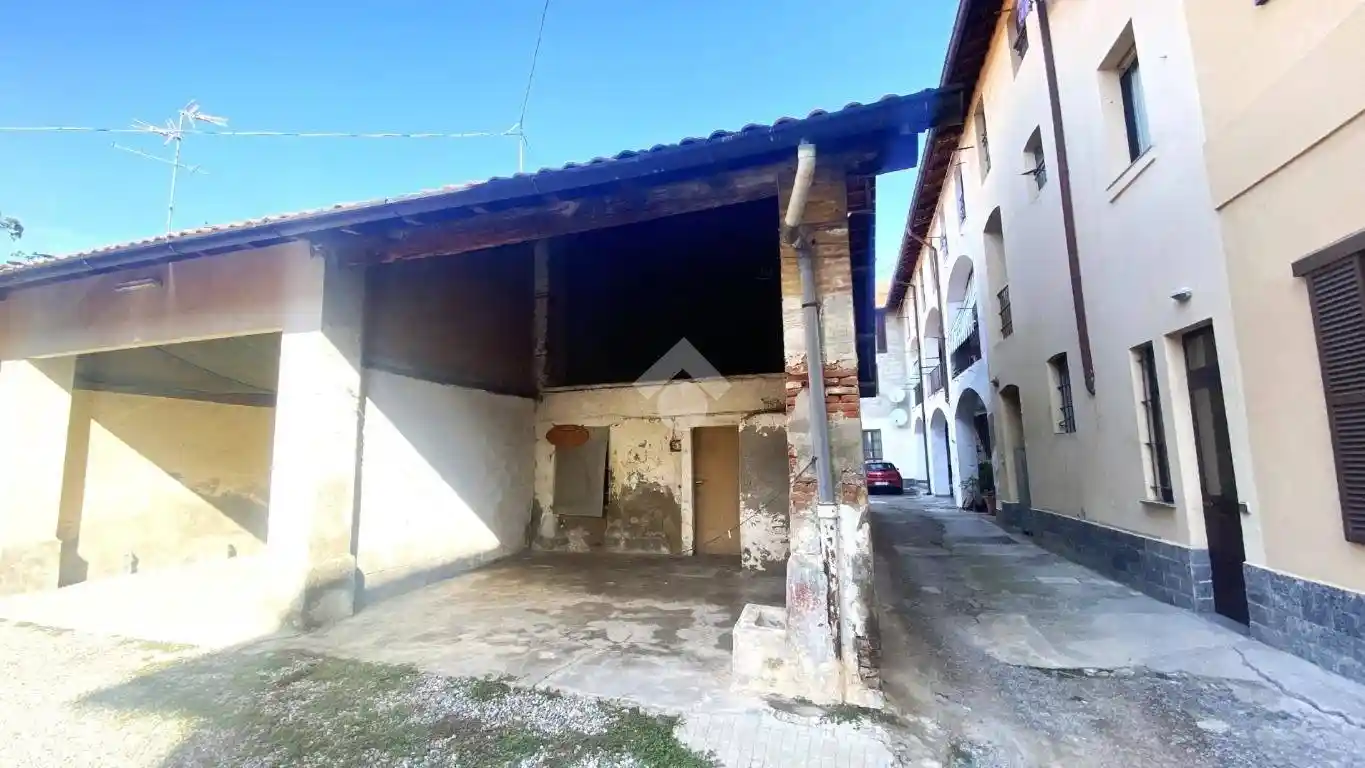 Rustico - Casale in vendita a Cambiago