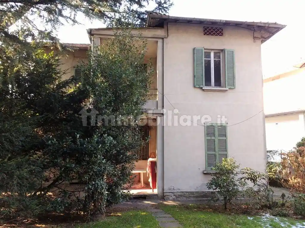 Casa indipendente in vendita a Calolziocorte