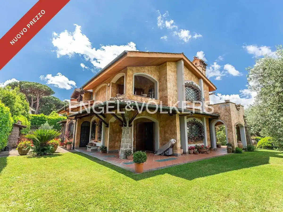 Villa in vendita a Rocca di Papa