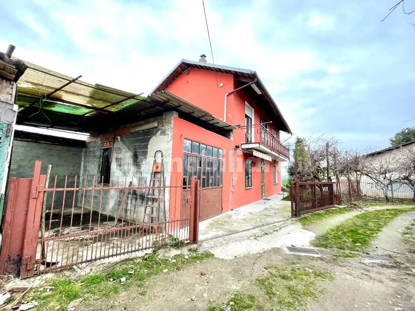 Casa indipendente in vendita a Barge