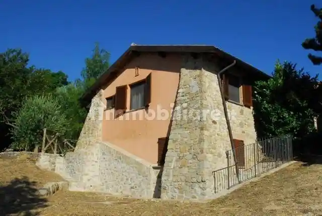 Appartamento in vendita a Todi