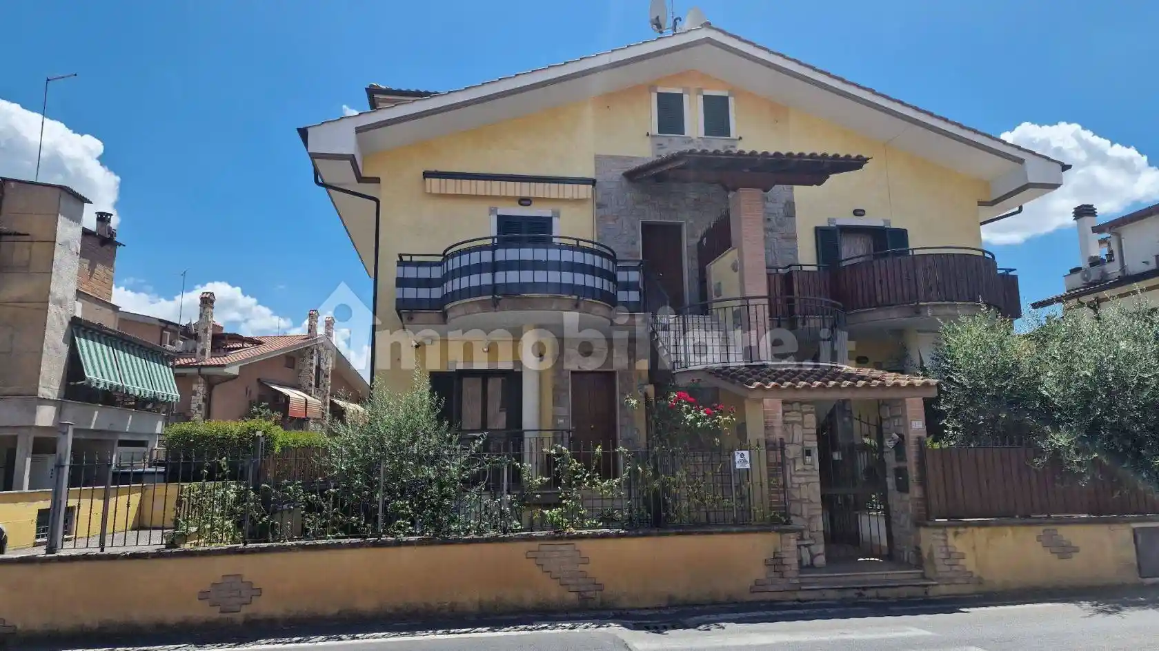 Appartamento in vendita a Guidonia Montecelio