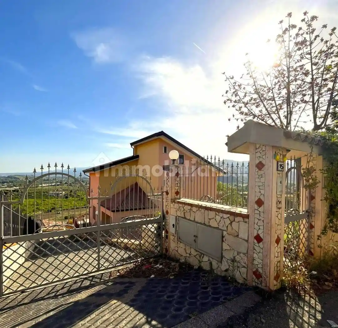 Villa in vendita a Taormina
