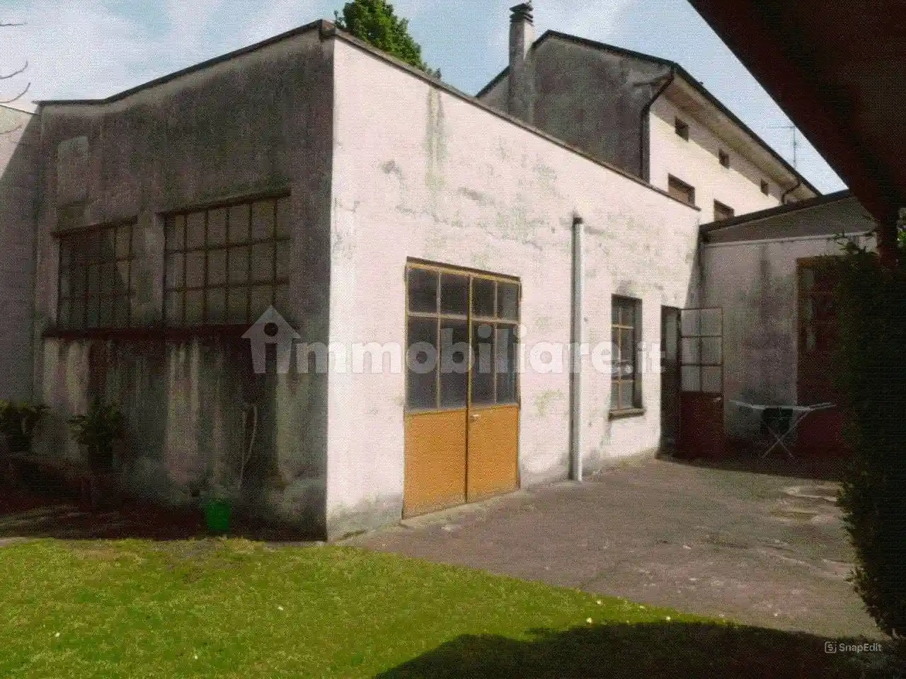 Palazzo - Edificio in vendita a Cesano Maderno