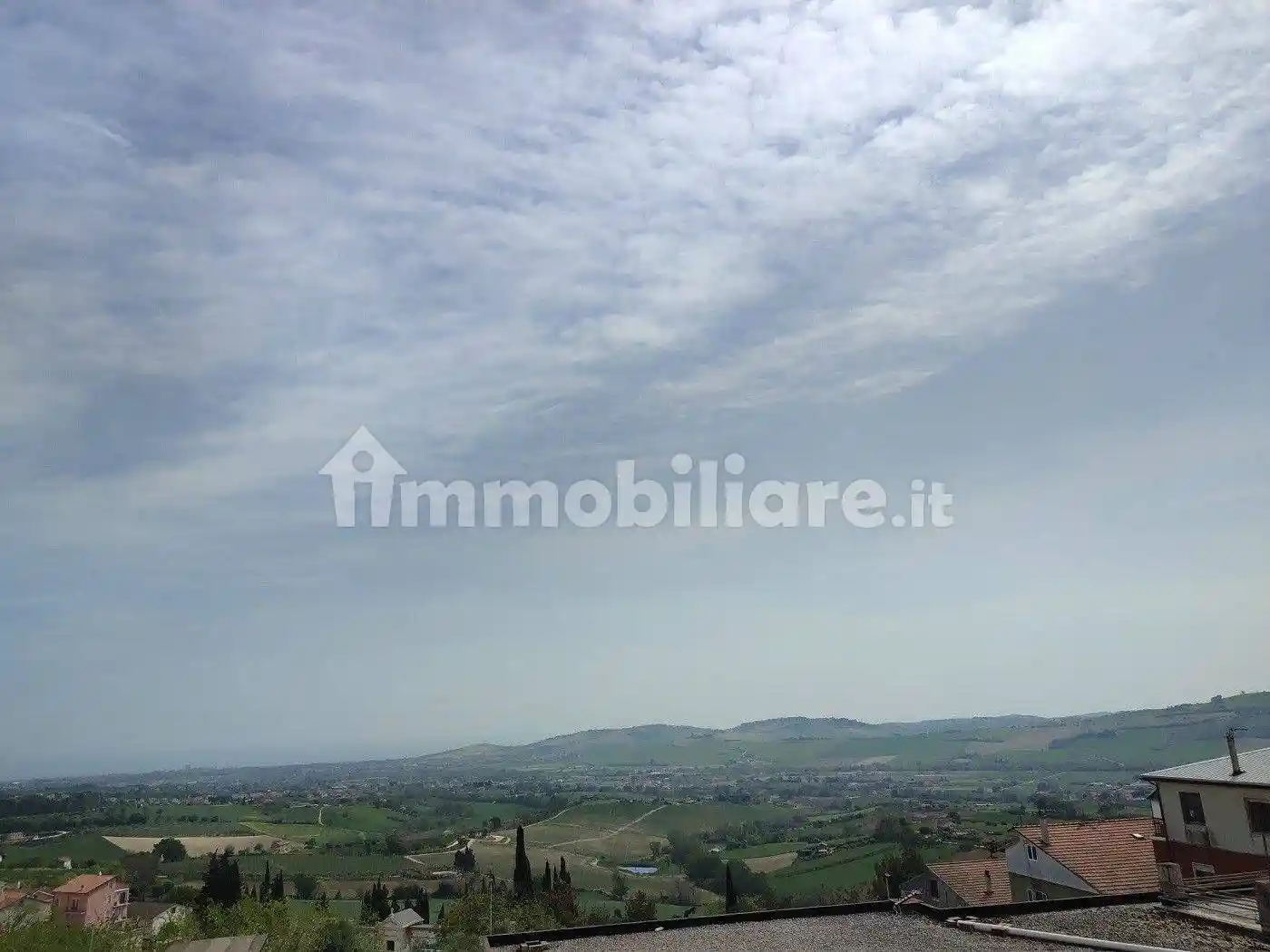 Appartamento in vendita a Monte Urano