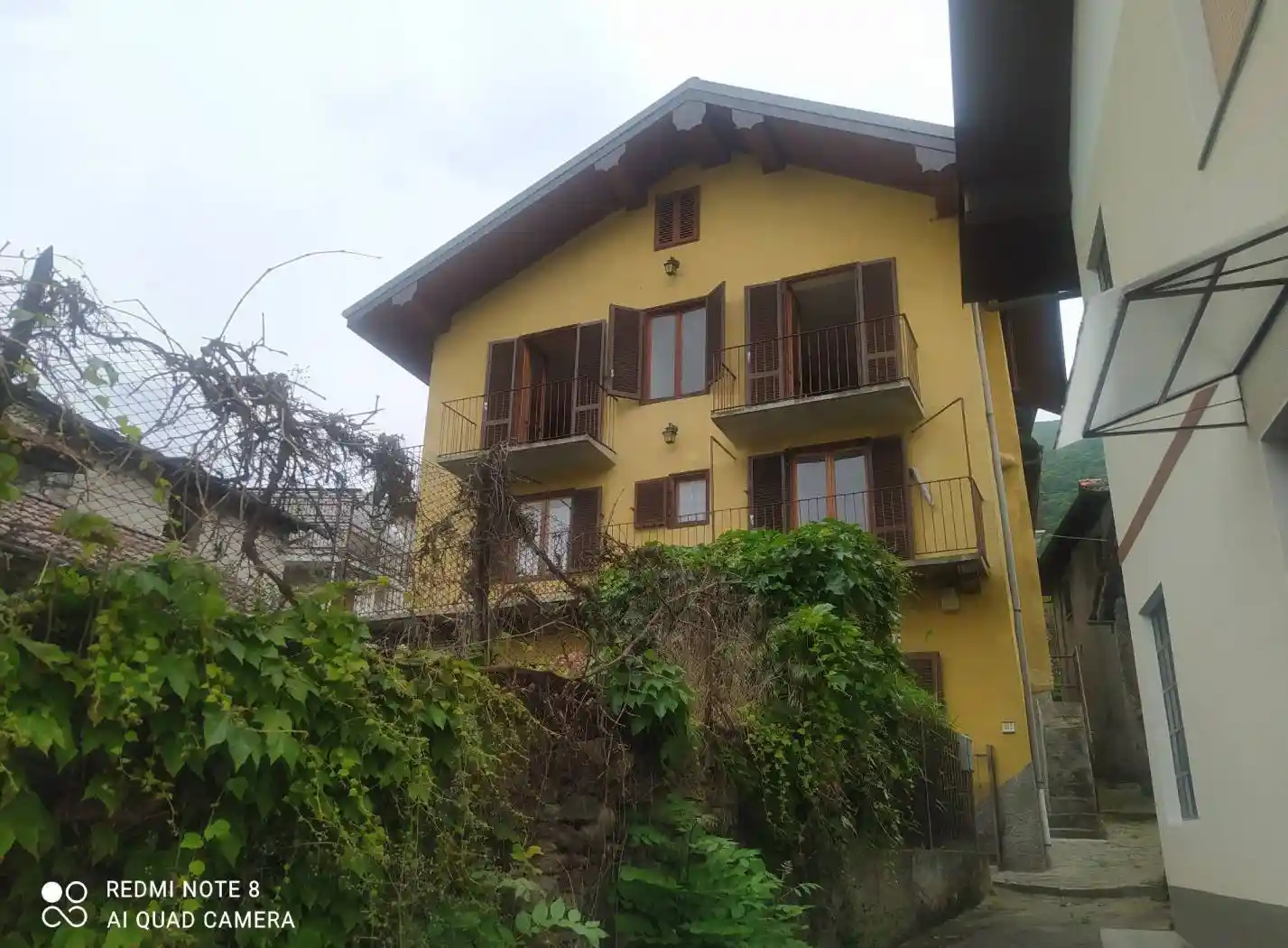 Villa in vendita a Mezzenile