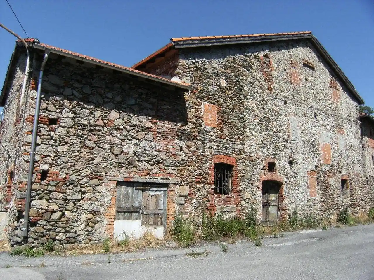 Palazzo - Edificio in vendita a Cairo Montenotte