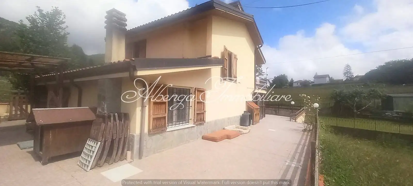 Villa in vendita a Bardineto