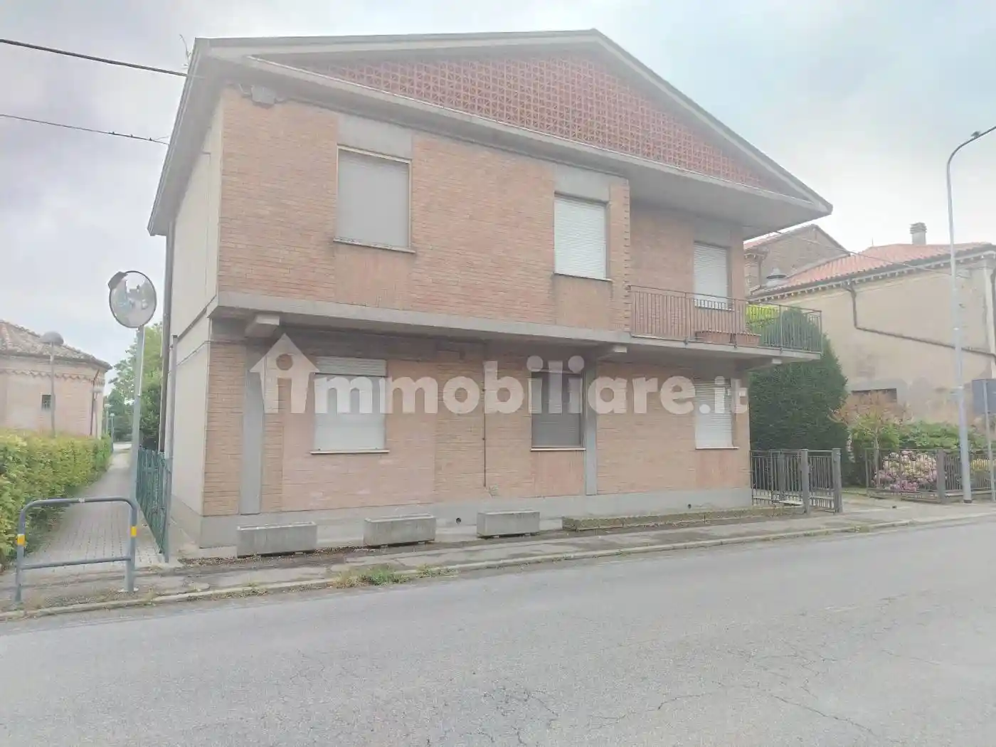 Villa in vendita a Lugo