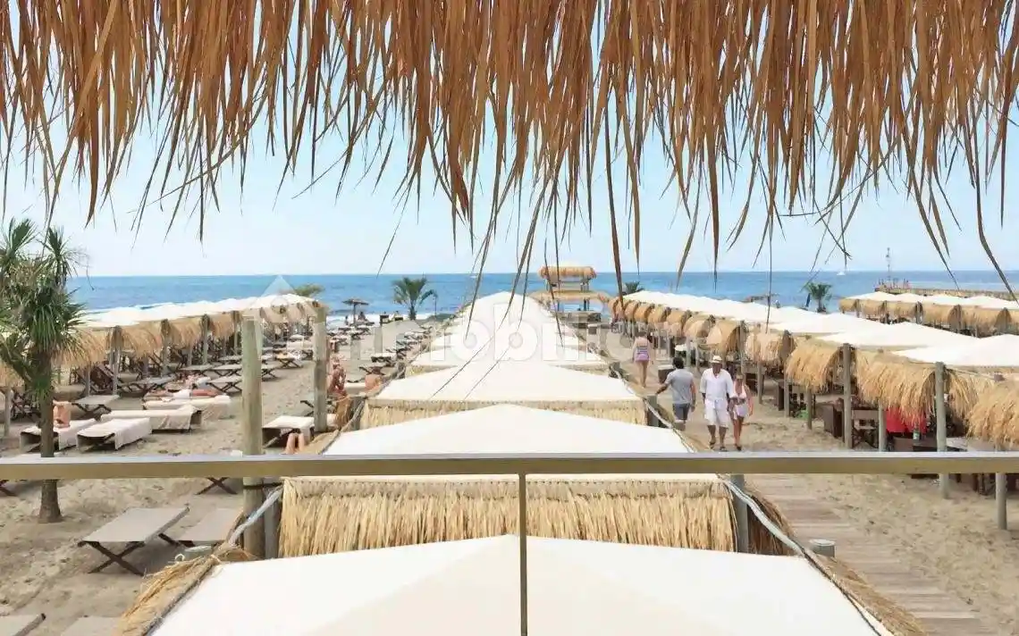 Villa in vendita a Forte dei Marmi