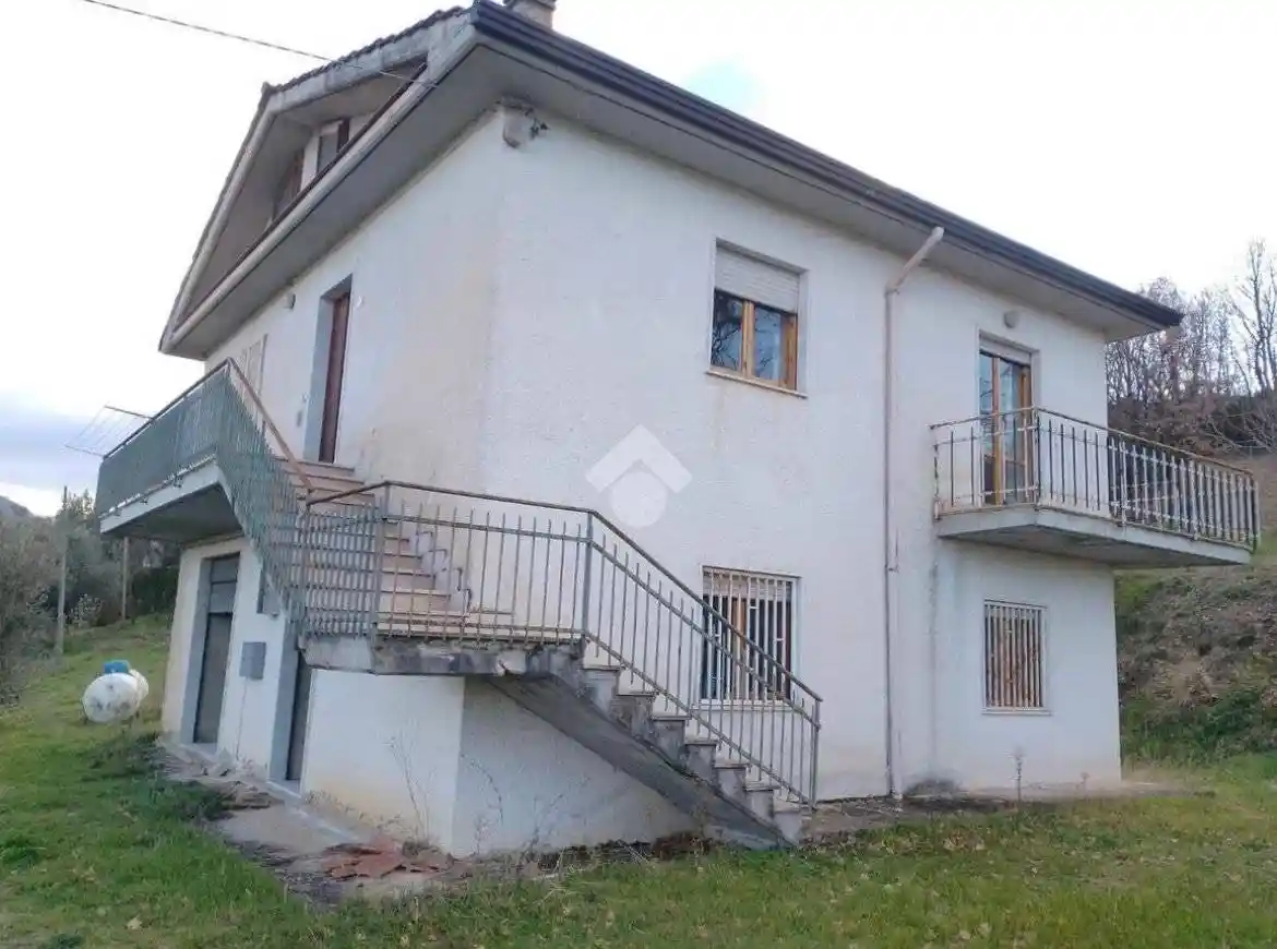 Villa in vendita a Montemarano