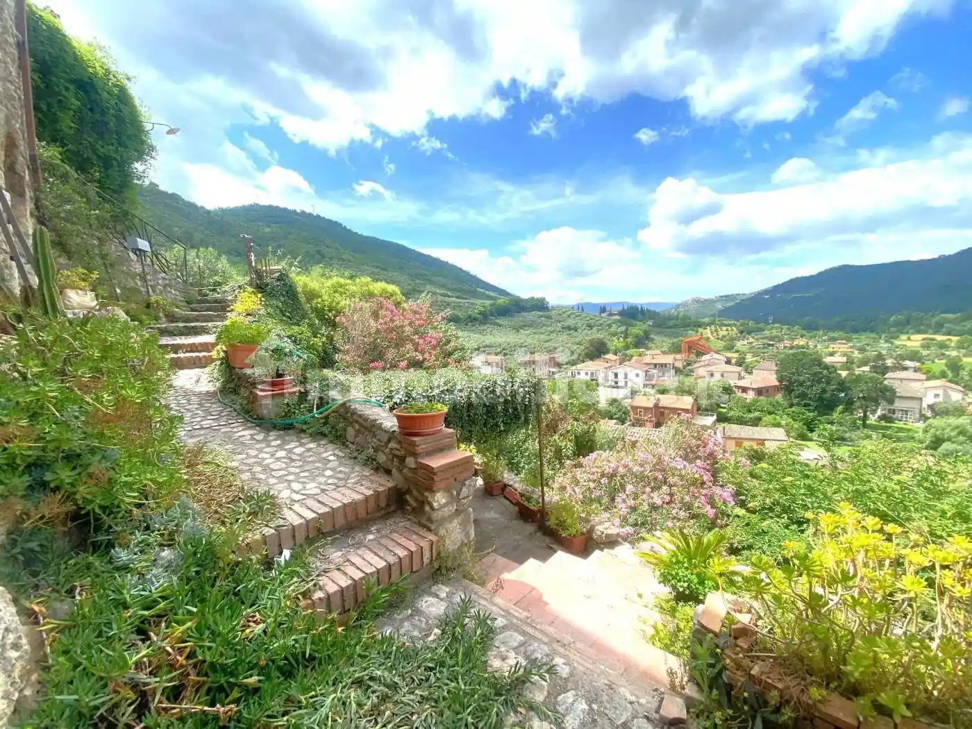 Rustico - Casale in vendita a Ferentillo