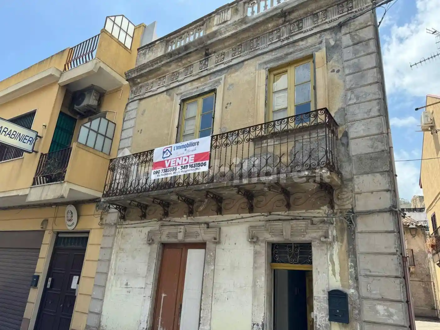 Palazzo - Edificio in vendita a Messina