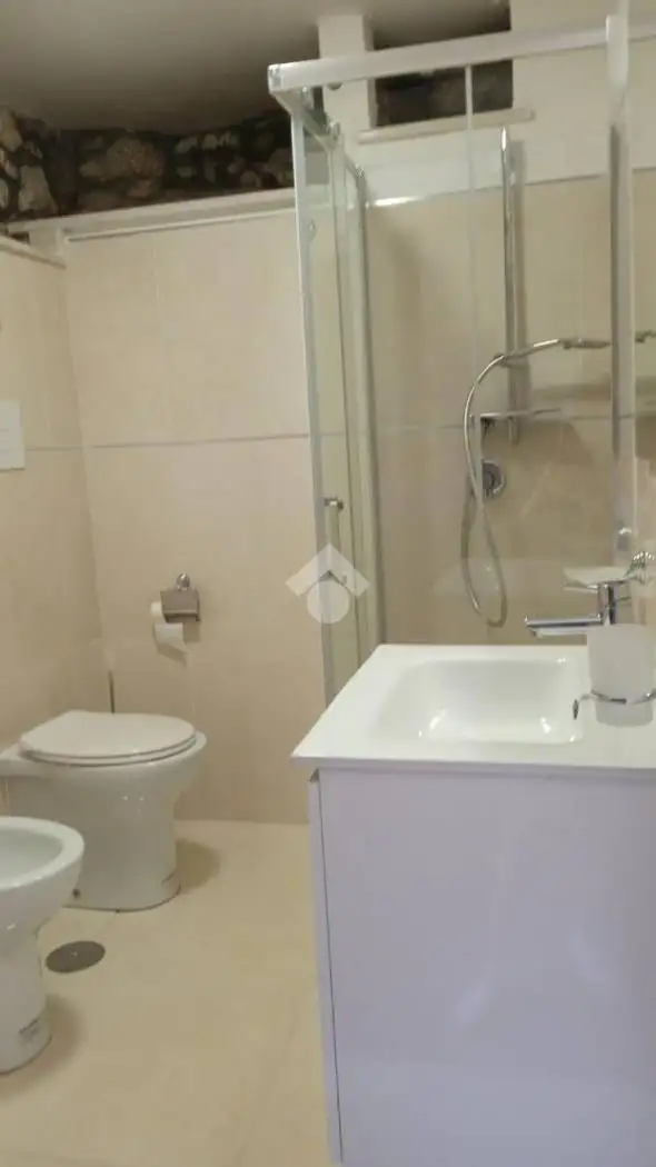 Terratetto plurifamiliare via Vittorio Emanuele 35, Campoli del Monte Taburno - foto 2