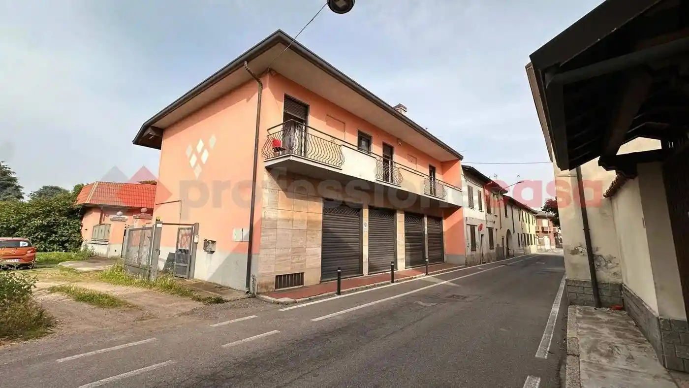 Casa indipendente in vendita a Cerro Maggiore