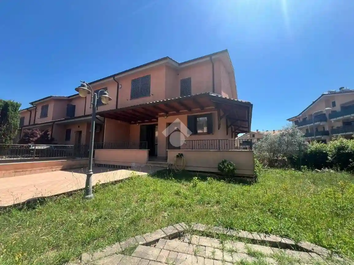 Villetta a schiera - foto 2