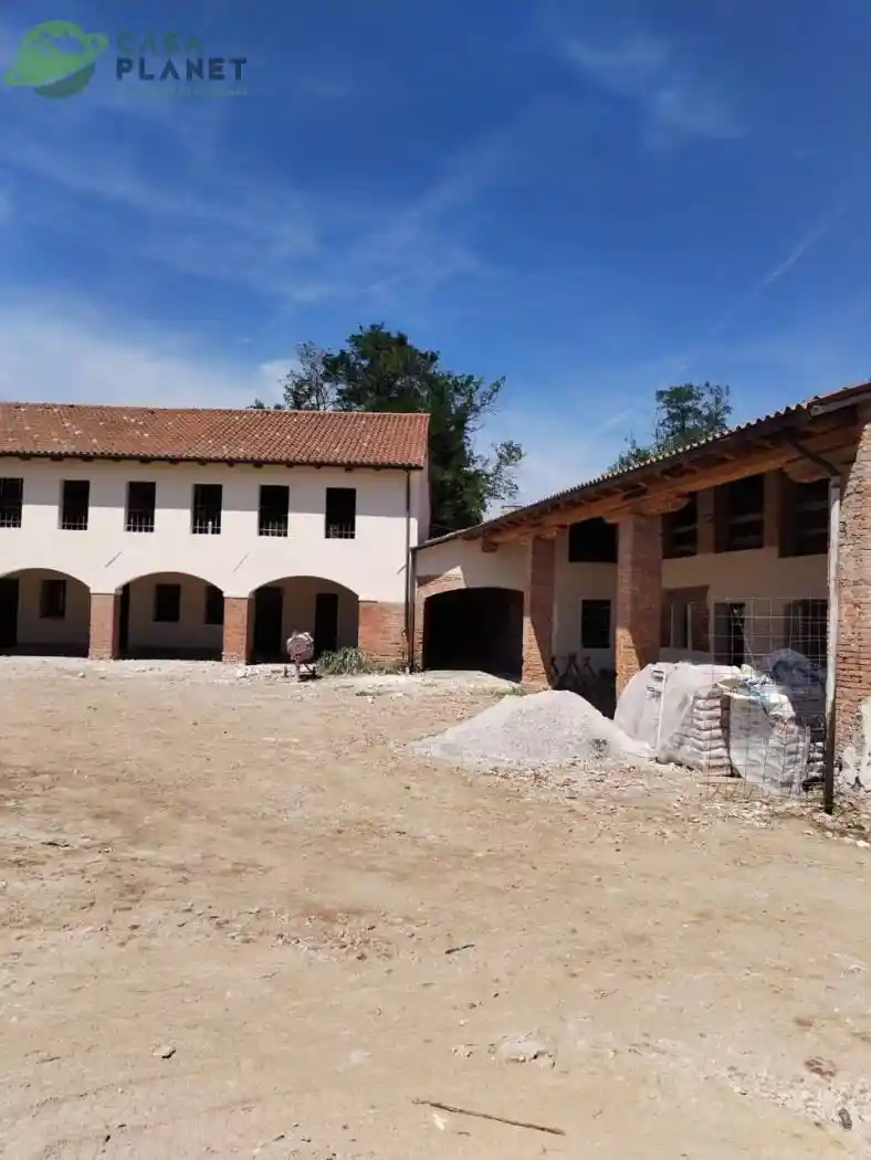 Rustico - Casale in vendita a Castelfranco Veneto