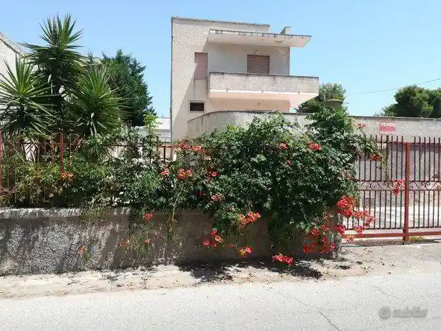 Villa in vendita a Taranto