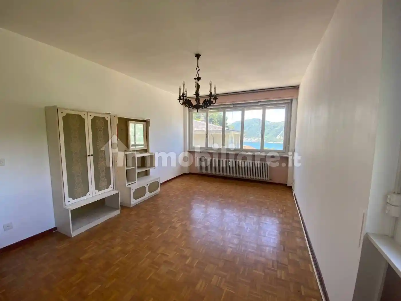 Appartamento in vendita a Campione d'Italia