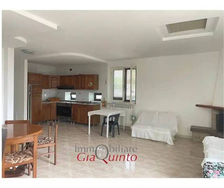 Terratetto unifamiliare via vitagliano rossetti, Casertavecchia - Casola, Caserta - foto 4