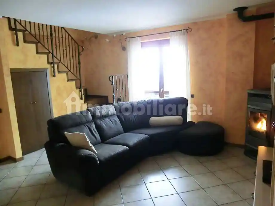 Appartamento in vendita a Serina